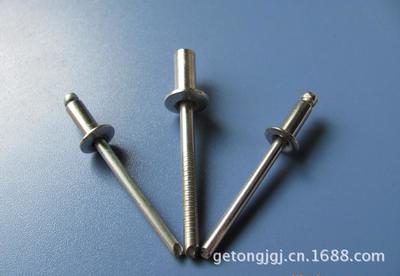 永年縣河北鋪格通緊固件門市 專業(yè)生產(chǎn)供應(yīng)鐵鉚釘、銷軸、半空心鐵鉚釘?shù)染o固件